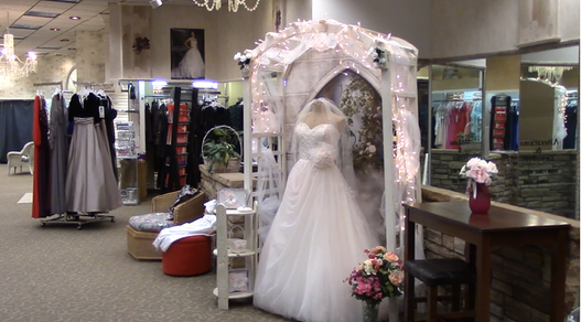 Lund and Taylor Bridal Gallerie - Rhinelander, Wisconsin Bridal Salon